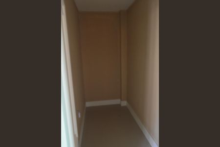 Casa de condomínio para alugar com 362m², 5 quartos e 5 vagas Casa de condomínio para alugar com 362m², 5 quartos e 5 vagasCloset da Suíte 2