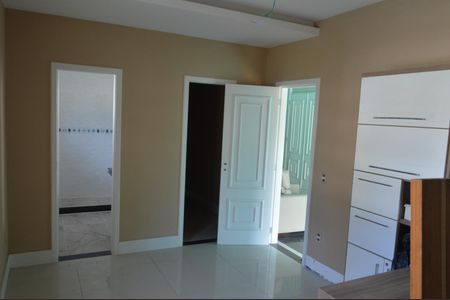 Casa de condomínio para alugar com 362m², 5 quartos e 5 vagas Casa de condomínio para alugar com 362m², 5 quartos e 5 vagasSuíte 2