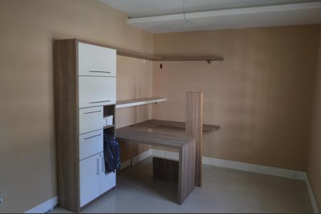 Casa de condomínio para alugar com 362m², 5 quartos e 5 vagas Casa de condomínio para alugar com 362m², 5 quartos e 5 vagasSuíte 2