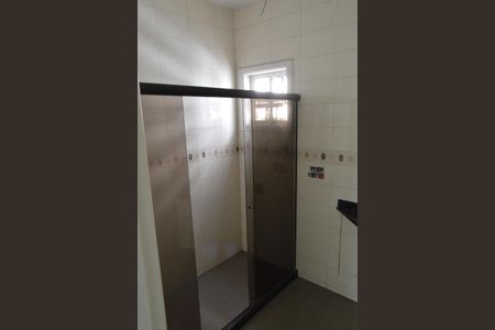 Casa de condomínio para alugar com 362m², 5 quartos e 5 vagas Casa de condomínio para alugar com 362m², 5 quartos e 5 vagasBanheiro Social