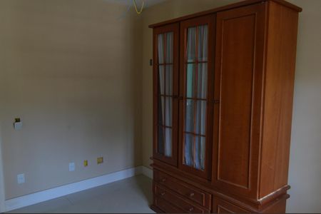 Casa de condomínio para alugar com 362m², 5 quartos e 5 vagas Casa de condomínio para alugar com 362m², 5 quartos e 5 vagasQuarto 2