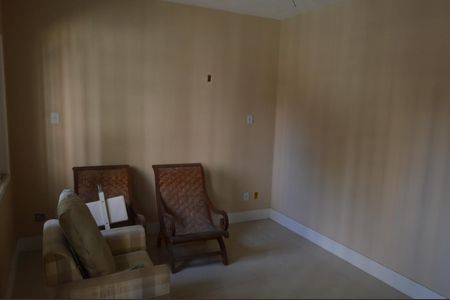 Casa de condomínio para alugar com 362m², 5 quartos e 5 vagas Casa de condomínio para alugar com 362m², 5 quartos e 5 vagasSuíte 3