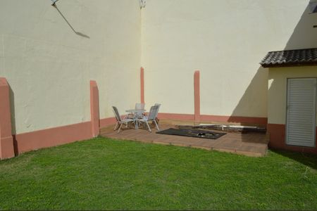 Casa de condomínio para alugar com 362m², 5 quartos e 5 vagas Casa de condomínio para alugar com 362m², 5 quartos e 5 vagasPiscina