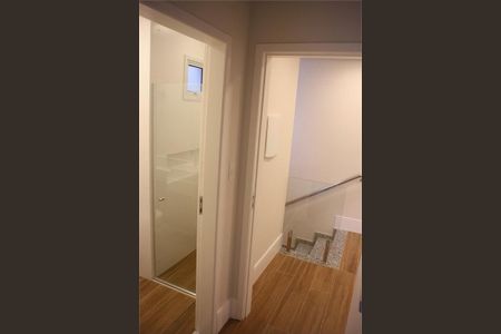 Casa à venda com 128m², 4 quartos e sem vaga