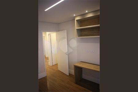 Casa à venda com 128m², 4 quartos e sem vaga
