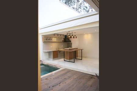 Casa à venda com 128m², 4 quartos e sem vaga