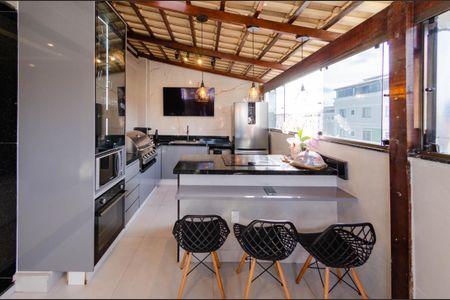 Apartamento à venda com 100m², 3 quartos e 1 vagaCozinha