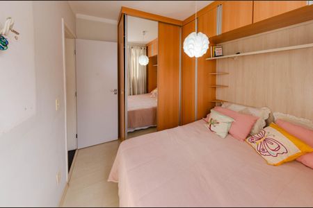 Apartamento à venda com 100m², 3 quartos e 1 vagaQuarto 2