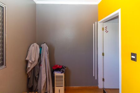 Casa à venda com 220m², 4 quartos e 4 vagas Casa à venda com 220m², 4 quartos e 4 vagasQuarto 1