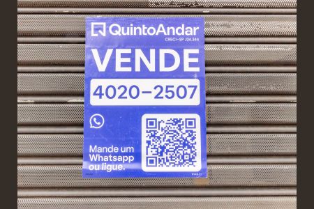 Casa à venda com 189m², 3 quartos e 2 vagas Casa à venda com 189m², 3 quartos e 2 vagasPlaquinha