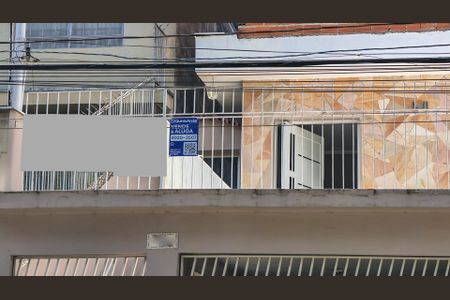 Casa à venda com 192m², 4 quartos e 3 vagas Casa à venda com 192m², 4 quartos e 3 vagasFachada