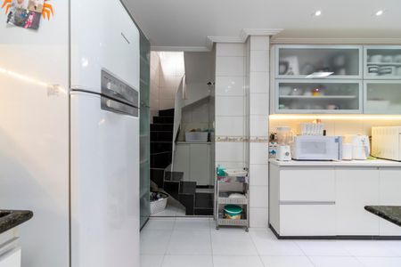 Casa à venda com 192m², 4 quartos e 3 vagas Casa à venda com 192m², 4 quartos e 3 vagasCozinha