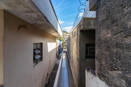 Casa à venda com 192m², 4 quartos e 3 vagas Casa à venda com 192m², 4 quartos e 3 vagasÁrea comum