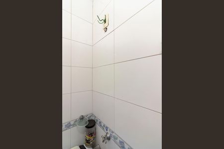 Casa à venda com 192m², 4 quartos e 3 vagas Casa à venda com 192m², 4 quartos e 3 vagasBanheiro da Suíte