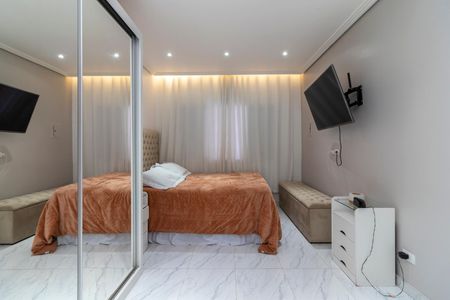 Casa à venda com 192m², 4 quartos e 3 vagas Casa à venda com 192m², 4 quartos e 3 vagasQuarto 1