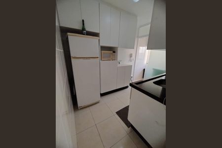 Apartamento à venda com 48m², 2 quartos e 1 vaga Apartamento à venda com 48m², 2 quartos e 1 vagaCozinha
