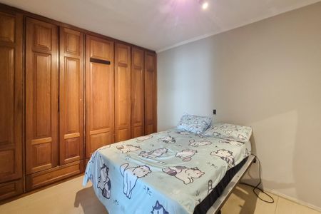 Casa à venda com 182m², 3 quartos e 2 vagasQuarto 2