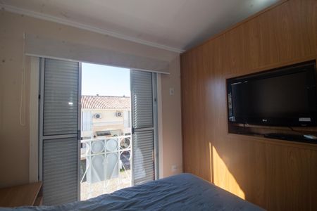 Casa à venda com 90m², 2 quartos e 2 vagas Casa à venda com 90m², 2 quartos e 2 vagasSuíte