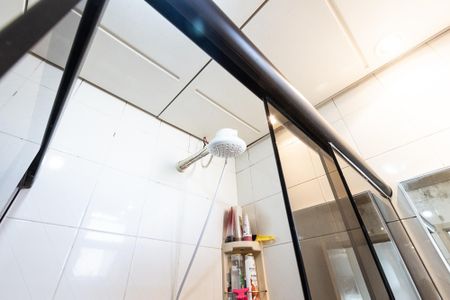 Apartamento à venda com 65m², 2 quartos e 1 vaga Apartamento à venda com 65m², 2 quartos e 1 vagaBanheiro Social