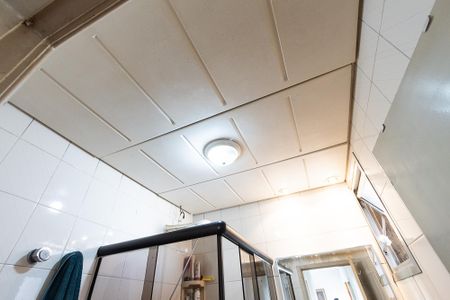 Apartamento à venda com 65m², 2 quartos e 1 vaga Apartamento à venda com 65m², 2 quartos e 1 vagaBanheiro Social