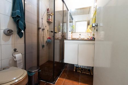 Apartamento à venda com 65m², 2 quartos e 1 vaga Apartamento à venda com 65m², 2 quartos e 1 vagaBanheiro Social
