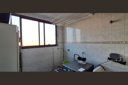 Apartamento à venda com 82m², 2 quartos e 1 vaga Apartamento à venda com 82m², 2 quartos e 1 vagaArea de Serviço