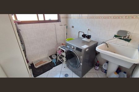 Apartamento à venda com 82m², 2 quartos e 1 vaga Apartamento à venda com 82m², 2 quartos e 1 vagaArea de Serviço