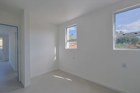 Apartamento à venda com 58m², 2 quartos e 2 vagas Apartamento à venda com 58m², 2 quartos e 2 vagasSuíte 2