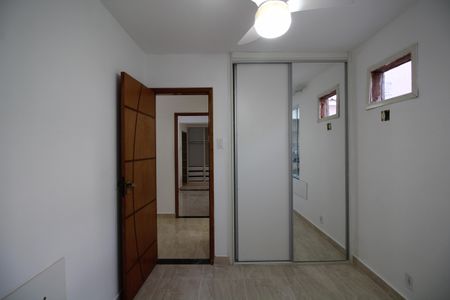 Casa à venda com 44m², 2 quartos e 2 vagasQuarto 1