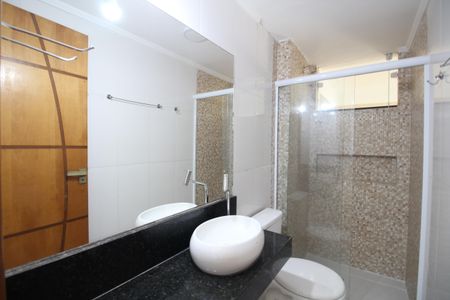 Casa à venda com 44m², 2 quartos e 2 vagasBanheiro Social