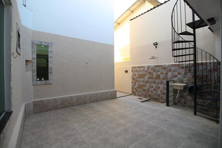 Casa à venda com 44m², 2 quartos e 2 vagasÁrea Externa