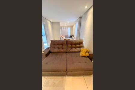 Apartamento à venda com 121m², 3 quartos e 2 vagas Apartamento à venda com 121m², 3 quartos e 2 vagasSala de Jantar