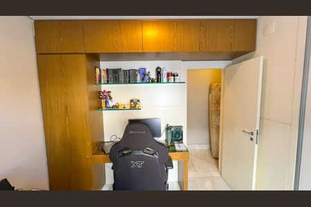 Apartamento à venda com 121m², 3 quartos e 2 vagas Apartamento à venda com 121m², 3 quartos e 2 vagasQuarto 2