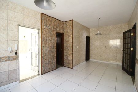 Casa de condomínio para alugar com 160m², 3 quartos e 2 vagasCozinha