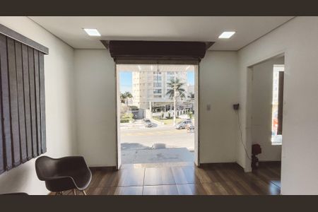 Casa à venda com 260m², 2 quartos e 3 vagasSala 1