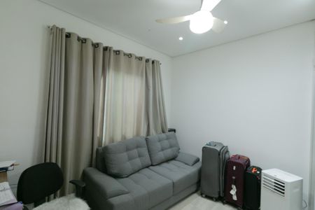 Casa à venda com 318m², 4 quartos e 3 vagas Casa à venda com 318m², 4 quartos e 3 vagasQuarto 3