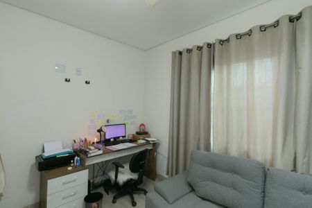 Casa à venda com 318m², 4 quartos e 3 vagas Casa à venda com 318m², 4 quartos e 3 vagasQuarto 3