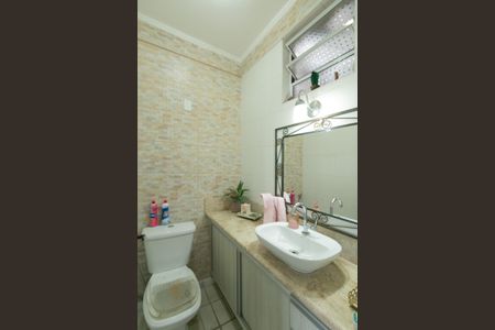 Casa à venda com 318m², 4 quartos e 3 vagas Casa à venda com 318m², 4 quartos e 3 vagasBanheiro da Cobertura - Sala/cozinha