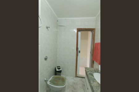 Casa à venda com 318m², 4 quartos e 3 vagas Casa à venda com 318m², 4 quartos e 3 vagasBanheiro de Serviço