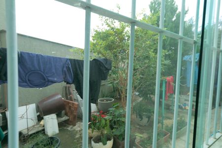 Casa à venda com 318m², 4 quartos e 3 vagas Casa à venda com 318m², 4 quartos e 3 vagasVista do Quarto 3