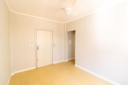 Apartamento à venda com 39m², 1 quarto e sem vaga Apartamento à venda com 39m², 1 quarto e sem vagaSala
