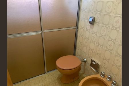 Casa à venda com 160m², 4 quartos e 4 vagas