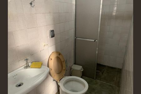 Casa à venda com 160m², 4 quartos e 4 vagas