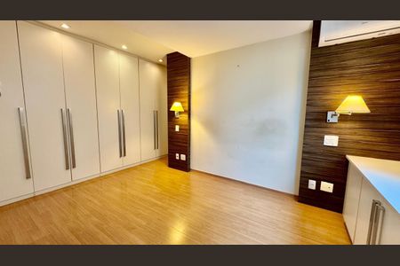 Apartamento à venda com 148m², 3 quartos e 2 vagas
