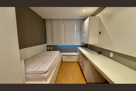 Apartamento à venda com 148m², 3 quartos e 2 vagas