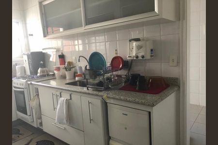 Apartamento à venda com 204m², 4 quartos e 2 vagas