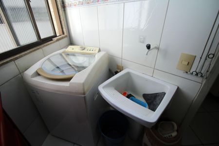 Apartamento à venda com 76m², 2 quartos e 1 vagaÁrea de Serviço