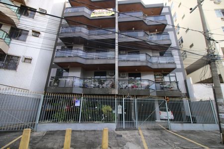Apartamento à venda com 76m², 2 quartos e 1 vagaFachada do Prédio