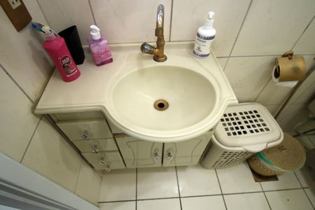 Apartamento à venda com 76m², 2 quartos e 1 vagaBanheiro da Suíte 2