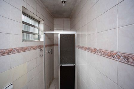 Casa à venda com 304m², 3 quartos e 4 vagasBanheiro Casa 2